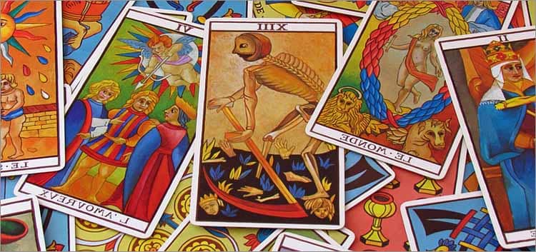 Tipos de tarot por cartas